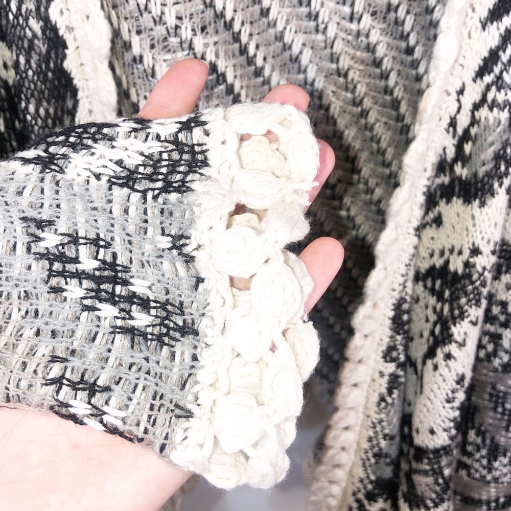 En Creme Open Knit Boho Crochet Cardigan Sweater Small Cottagecore Coquette - Picture 4 of 5